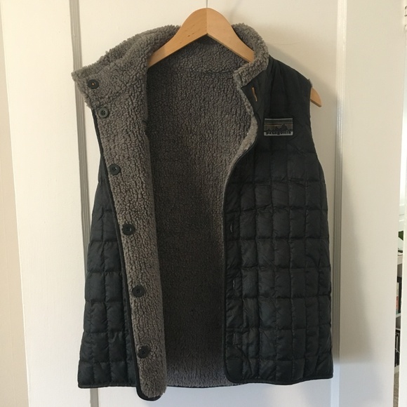 Retro Reversible Patagonia Vest - Picture 1 of 5